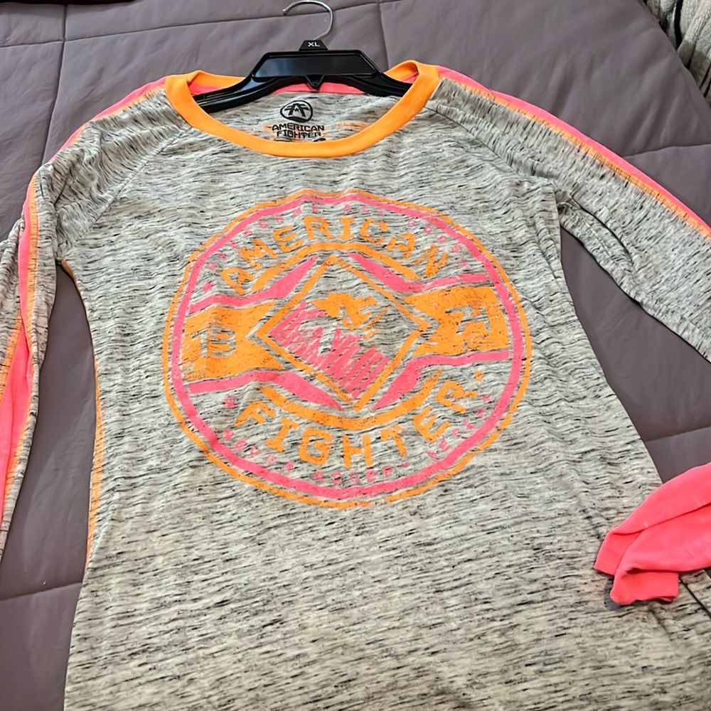 Female small American fighter long sleeve